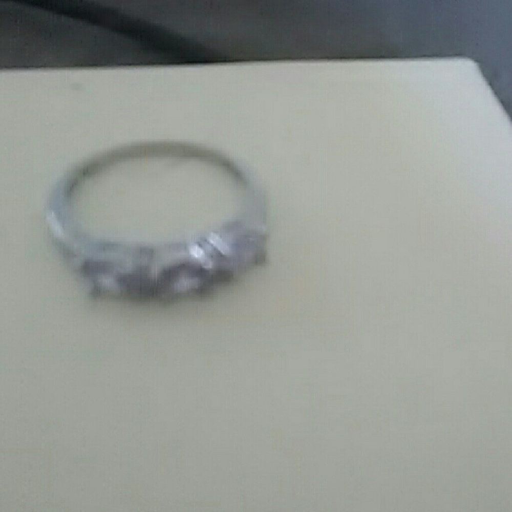 Ring - Picture 2 of 3